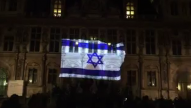 Photo de La mairie de Paris sera illuminée aux couleurs ouïghoures, selon la maire Anne Hidalgo