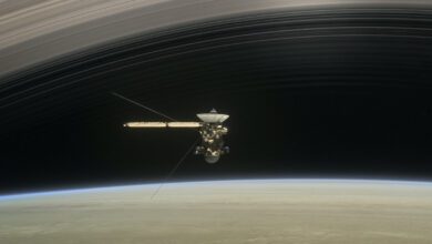 Photo de Un vaisseau spatial de la NASA en orbite autour de la Lune prend une photo de Saturne